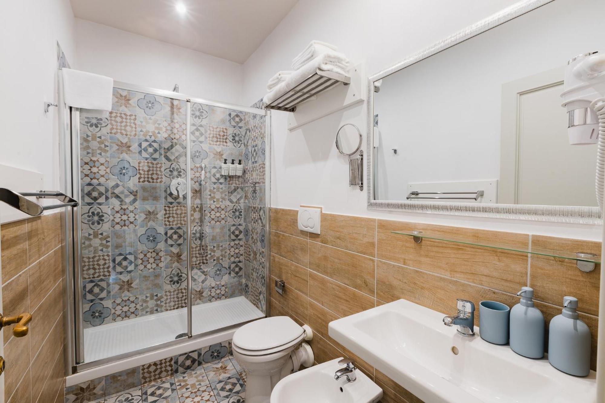 Am Collection Cavour Bed and Breakfast Florens Exteriör bild